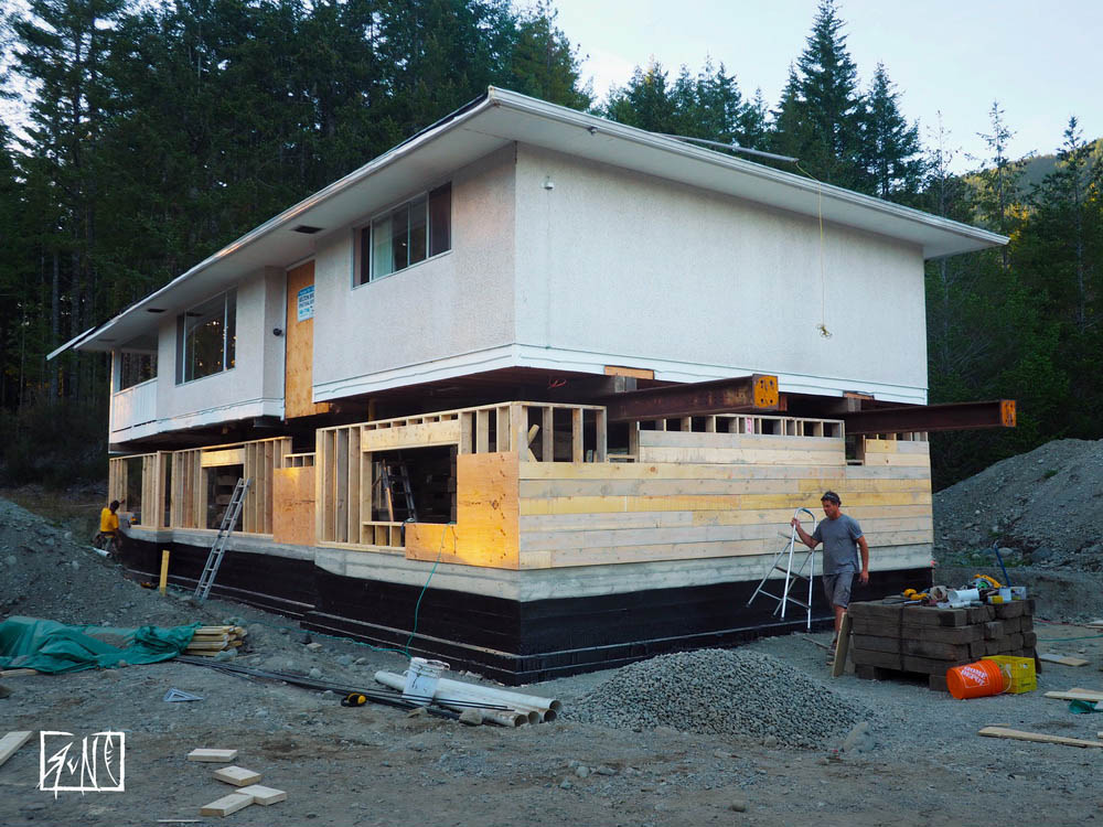 House ready to be lowerd